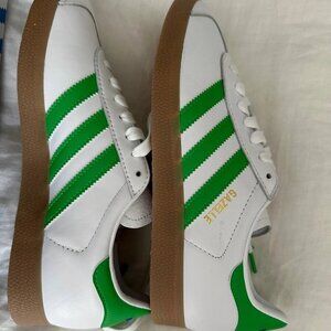NWT adidas Originals White Seattle Sounders FC Gazelle Shoes 7.5M/8.5W